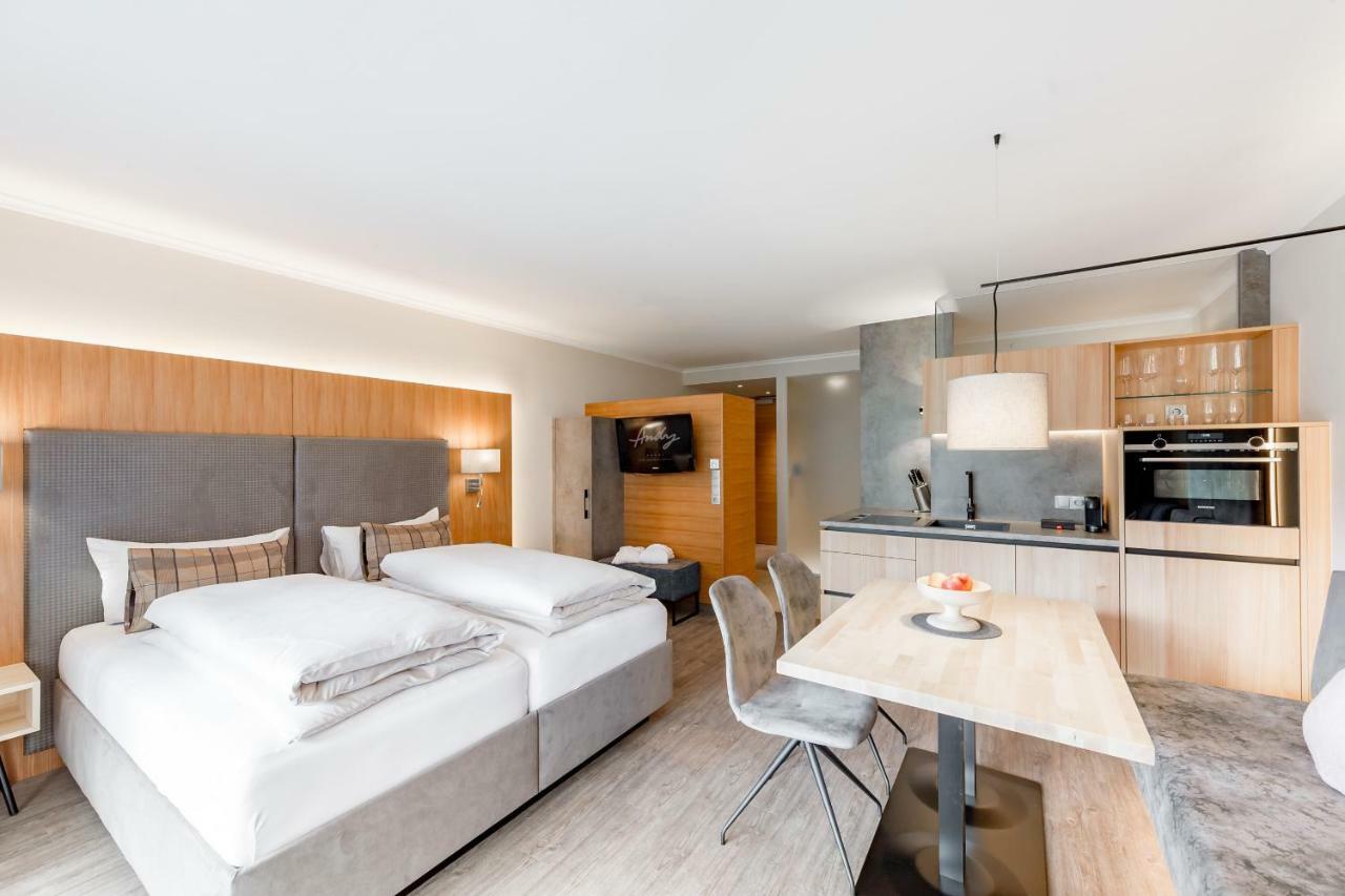 Hotel Andy 4 Sterne Superior แยร์สเซินส์ ภายนอก รูปภาพ